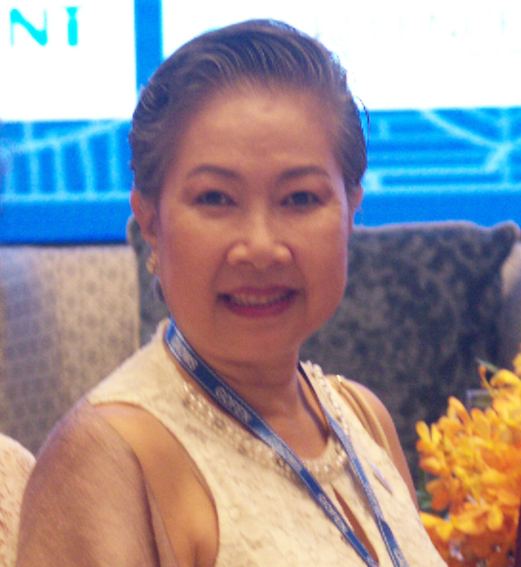 លោកស្រី ឈុនចិន្តាសោភា